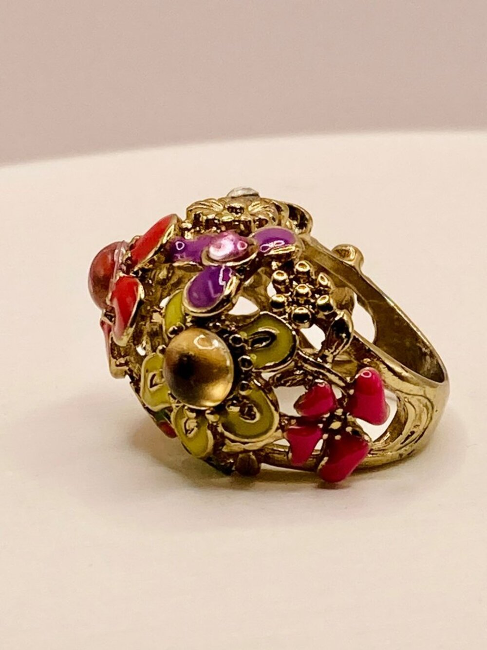 Floral Multicolor Statement Ring Enamel & Gem Accents Size 6.5 Gold-Tone -12B